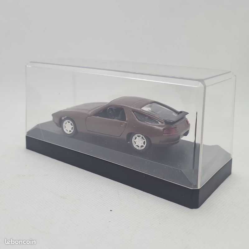 COFFRET DUO SOLIDO METAL 1/43 - MERCEDES 540 K + PORSCHE 928 - NEUF