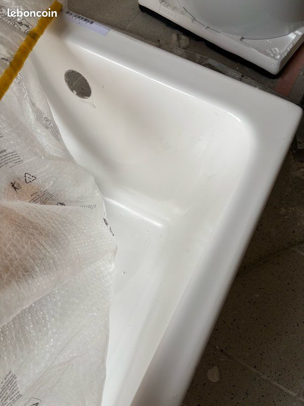 Petite baignoire gain de place (image 1)