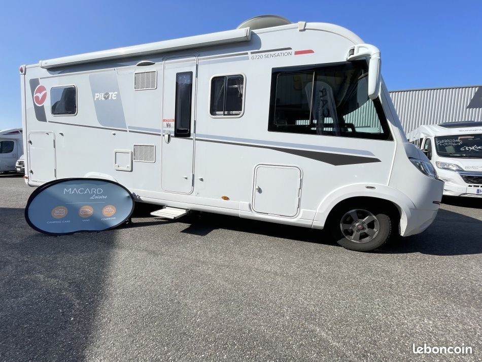 CAMPING-CAR INTEGRAL OCCASION EN OR - Pilote G720 Sensation - Tout équipé (image 1)