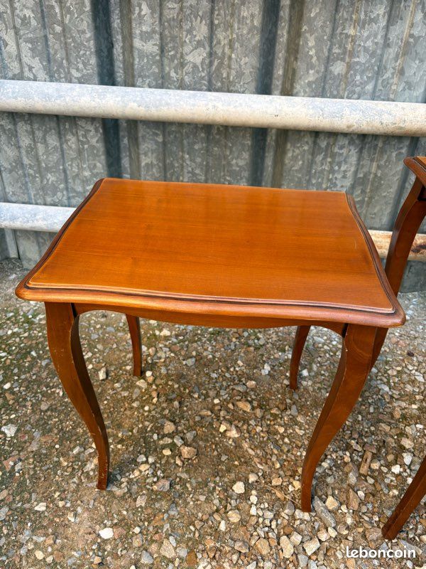 Tables gigognes en bois massif pieds galbés — Style Louis XV / Classique (Lot de 2) (image 5)