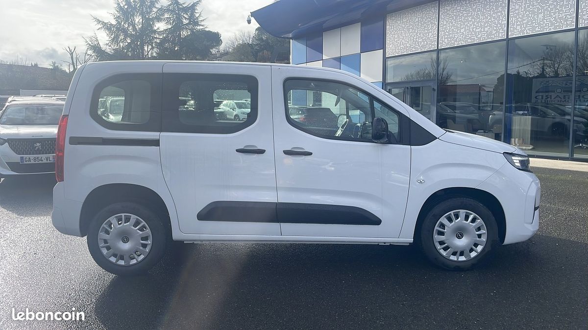 Opel COMBO LIFE TAILLE M - 1.5 BLUEHDI 100CH S&S ELEGANCE 5 PLACES (image 8)