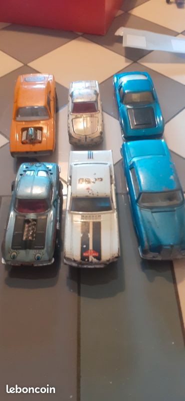 Dinky Toys Ford Mustang Fastback 2+2 – N°161 – Échelle 1/61 – Avec Boîte D'origine