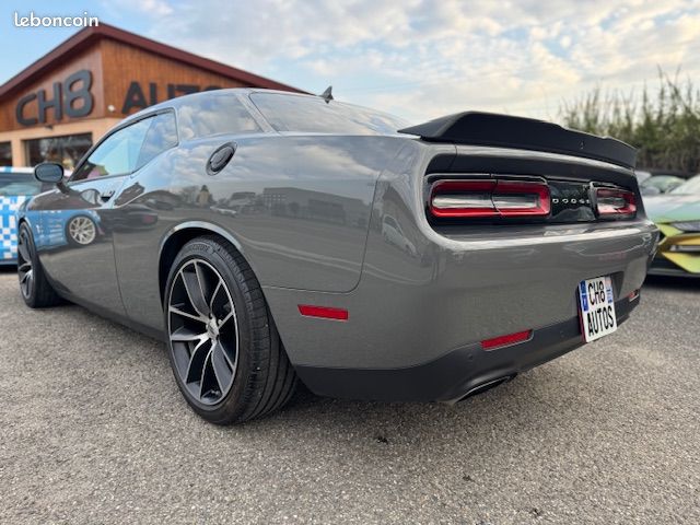 Dodge Challenger V8 6.4 Scat Pack 492ch boîte automatique 26595 KMS NAVIGATION AUDIO ALPINE *DISPONIBLE ET VISIBLE SUR NOTRE PARC* 57900 EUR (image 5)