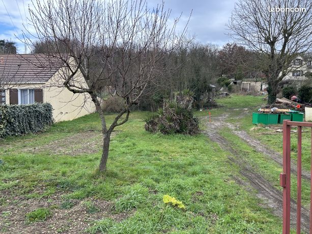 Terrain 1219 m² Étampes