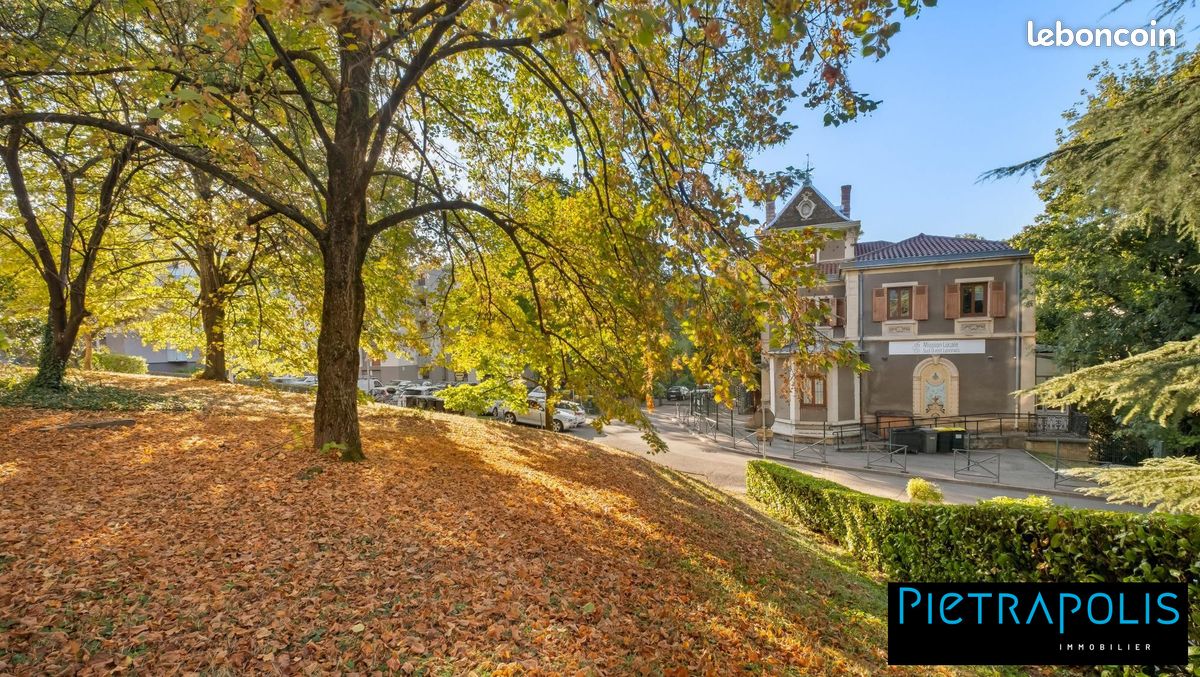 Appartement 3 pièces 55 m² · à Oullins-Pierre-Bénite · 55 m² · 170 000 €