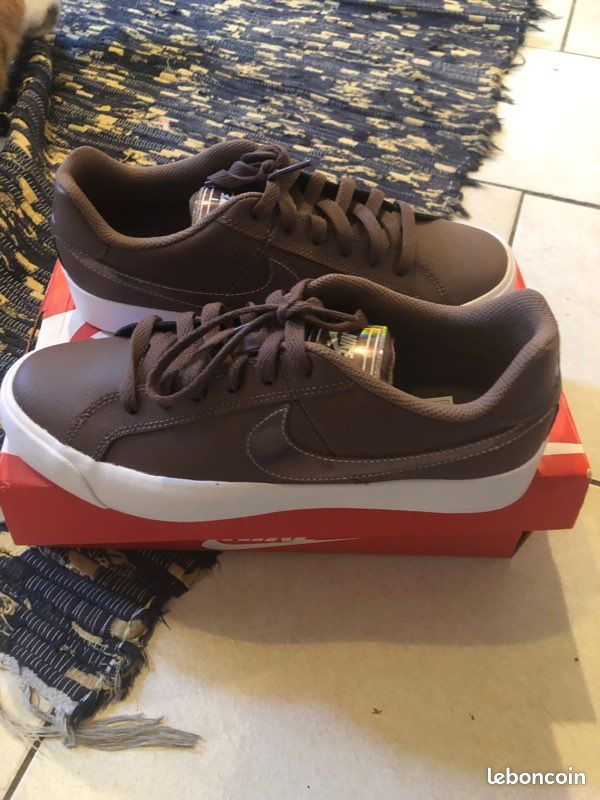 Chaussure Nike jamais porté (image 1)