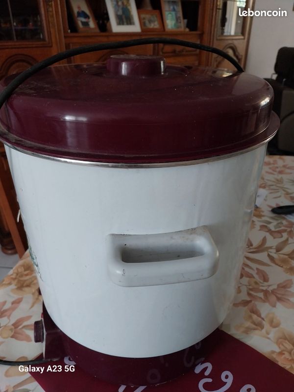 A vendre stérilisateur électrique (image 2)