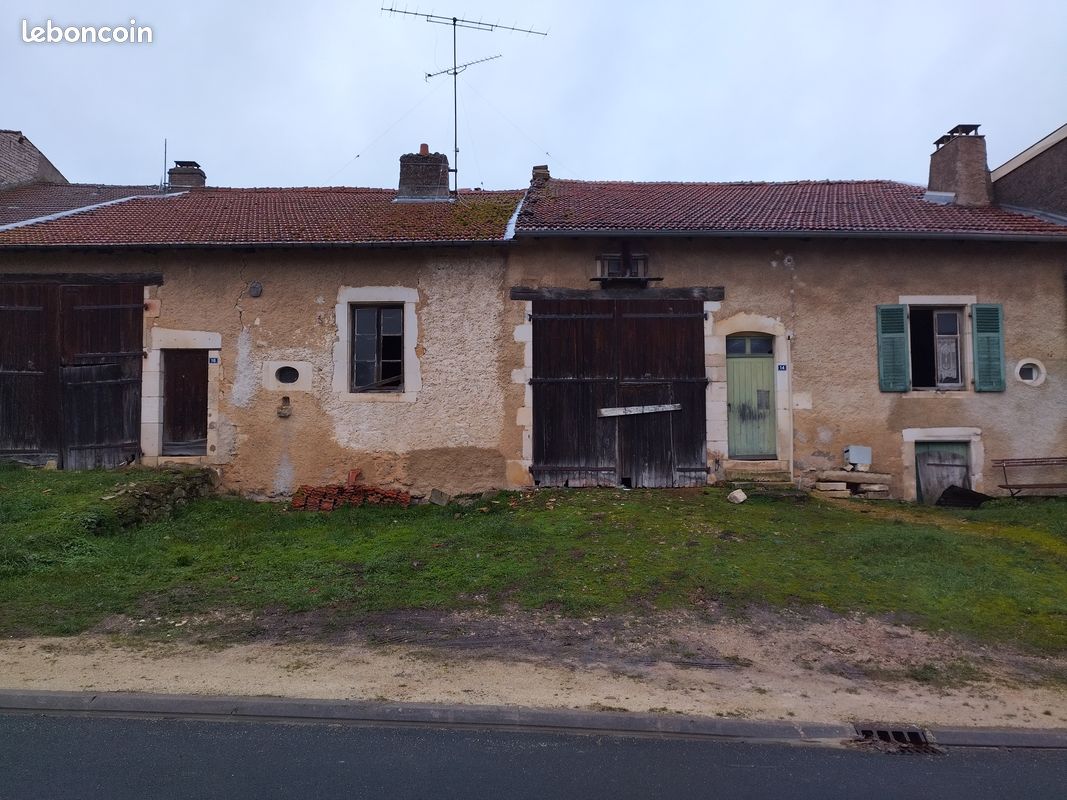 Maison 4 pièces 320 m² · à Taillancourt · 320 m² · 49 500 €