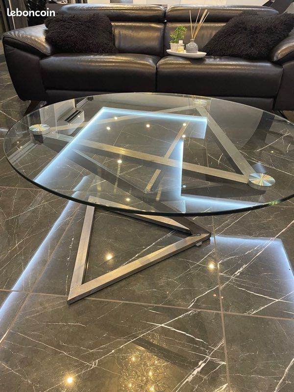 Modèle unique table basse en verre et en acier (image 1)