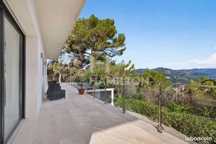 Villa 6 pièces 176 m² — 6