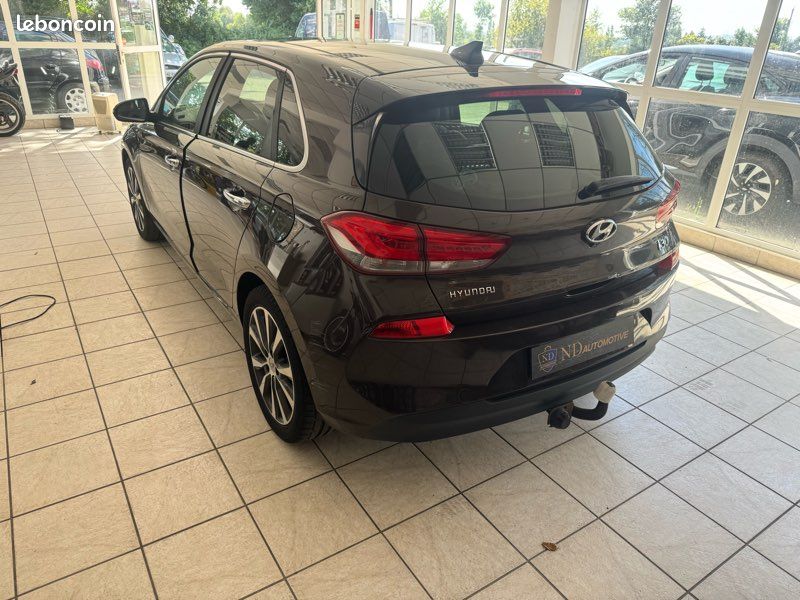 Hyundai i30 1,6 crdi 136cv (image 2)