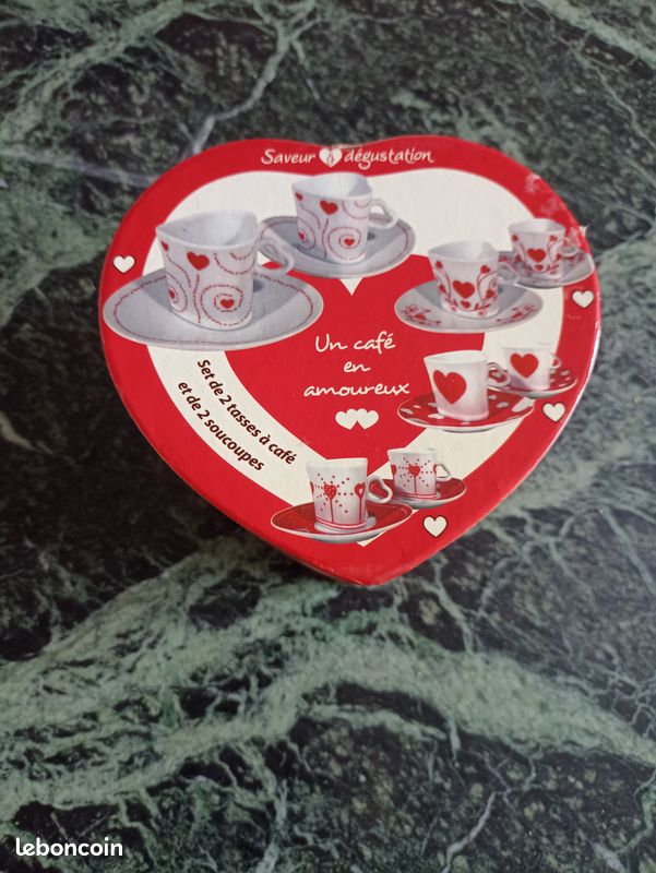 Coffret de 2 tasses à café en amoureux (image 6)