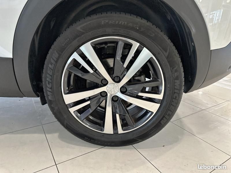 Peugeot 3008 1.2 PureTech 130ch E6.c Allure S&S (image 11)