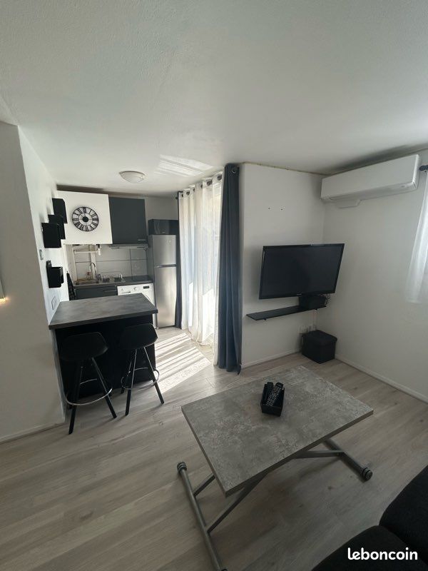 Appartement 1 pièce 24 m² · à Fréjus · 24 m² · 650 €/mois