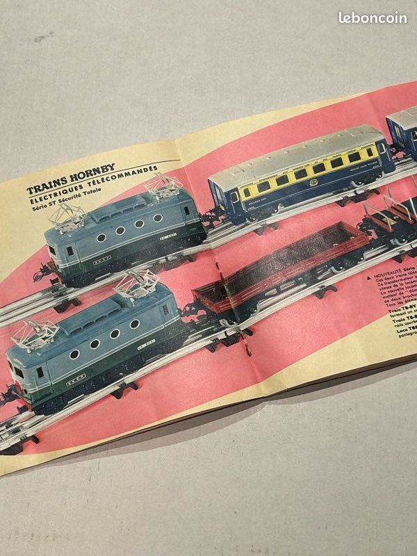 LOT CATALOGUE ET Fiches Publicitaires Jouets Meccano et Trains