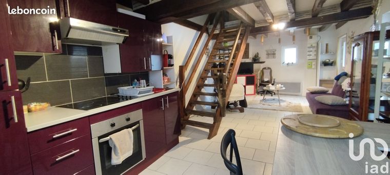 Propriété 4 pièces 81 m²
