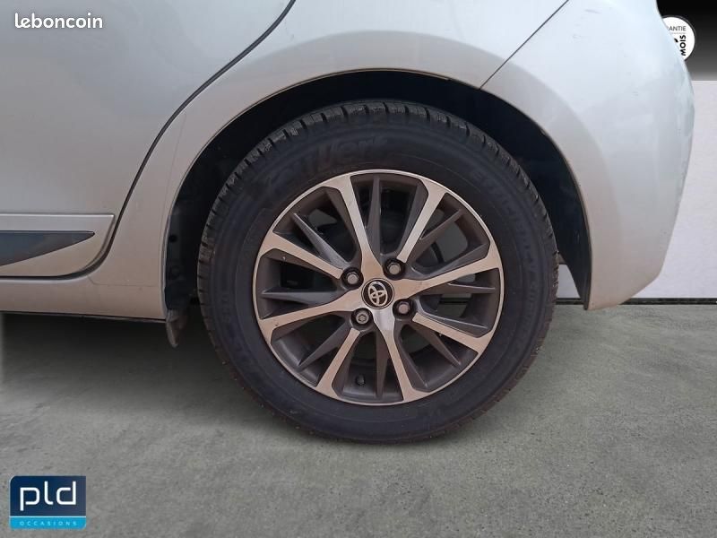 Toyota Yaris 70 VVT-i Design Y20 5p RC19 (image 19)
