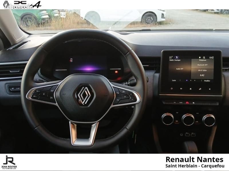 Renault Clio 1.6 E-Tech 145ch full hybrid Evolution (image 10)