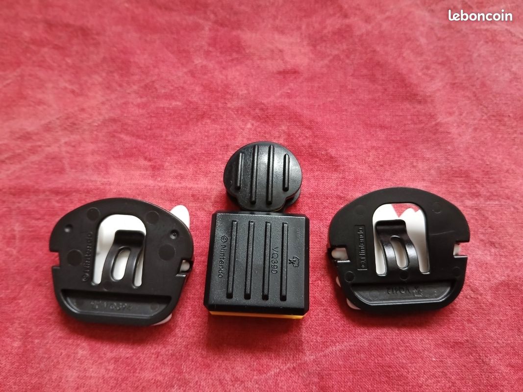 2 clips et 1 décoration pour chargeur téléphone ou fil - Nintendo - Kinder surprise (image 3)