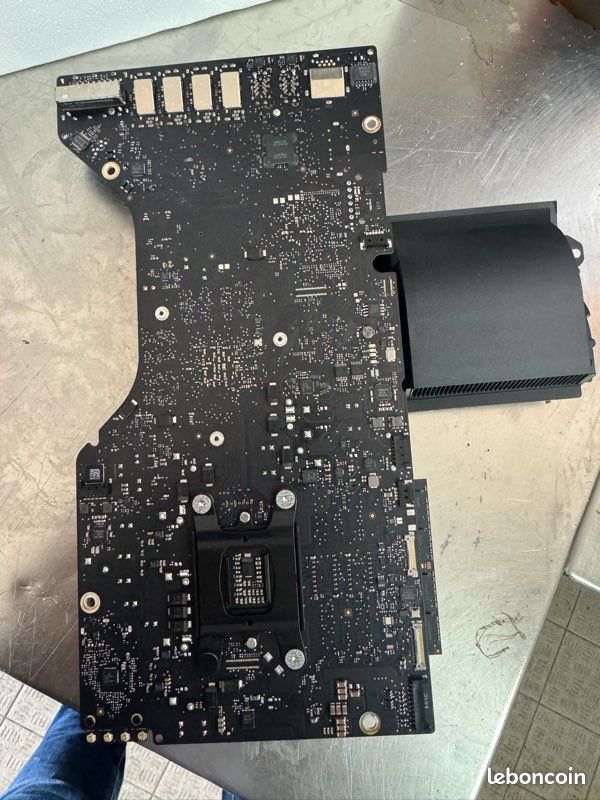 Carte mère iMac 21.5 (image 2)