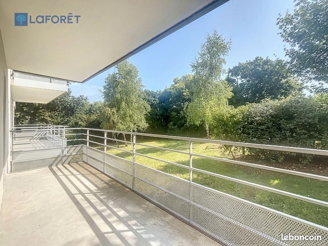 Appartement 2 pièces 40 m² · à Larmor-Plage · 40 m² · 608 €