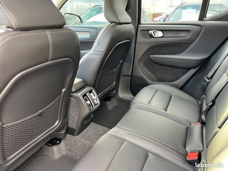 Volvo XC40 B3 163ch Lounge Edition DCT 7 (image 10)