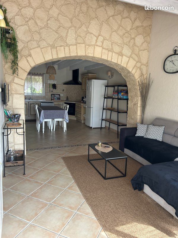 Appartement 2 pièces 67 m² · à Pont-Saint-Esprit · 67 m² · 750 €/mois