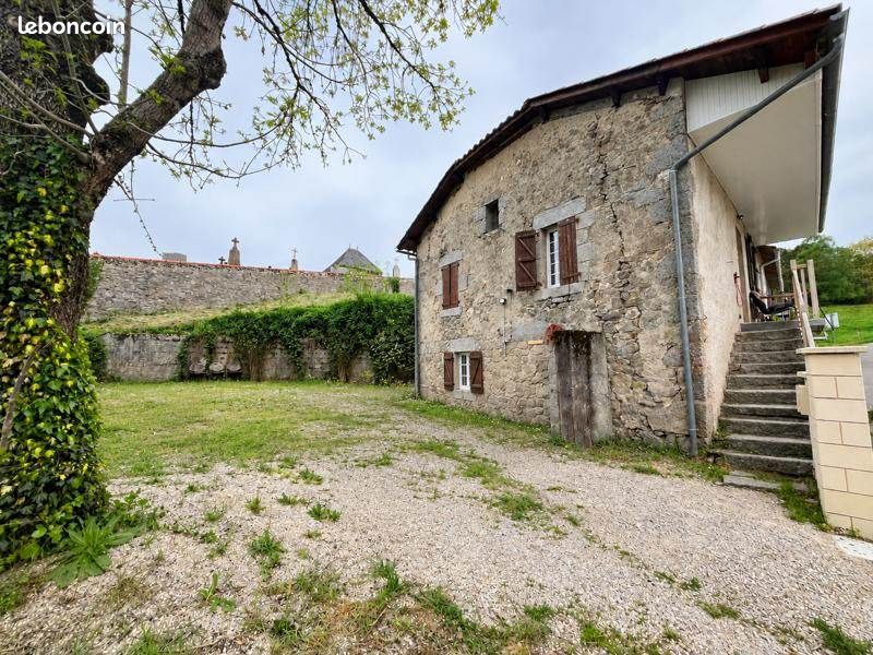 Maison 3 pièces 95 m² · à Parlan · 95 m² · 85 000 €