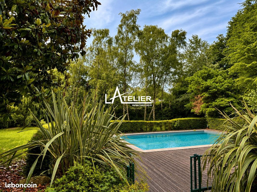 Maison 7 pièces 220 m² · à Sautron · 220 m² · 722 400 €