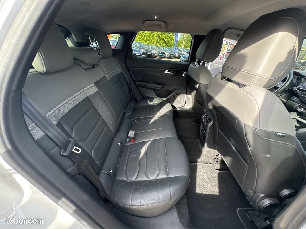 CITROEN C5 X Hybride Rechargeable 225 S&S e-EAT8 Shine (image 27)