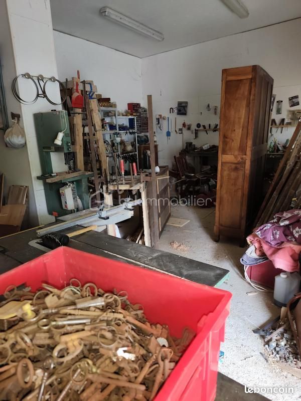 Immeuble 1 pièce 30 m² · à Toucy · 30 m² · 25 000 €
