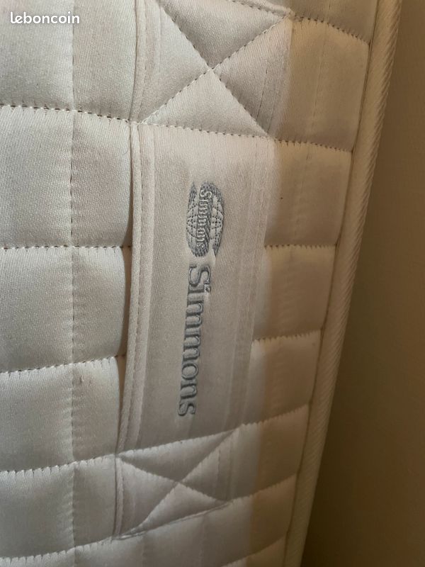Matelas Simmons Haut de Gamme (image 2)