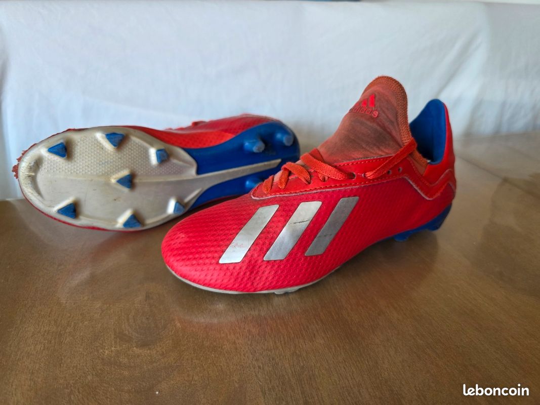 Baskets Crampon adidas taille 35 (image 1)