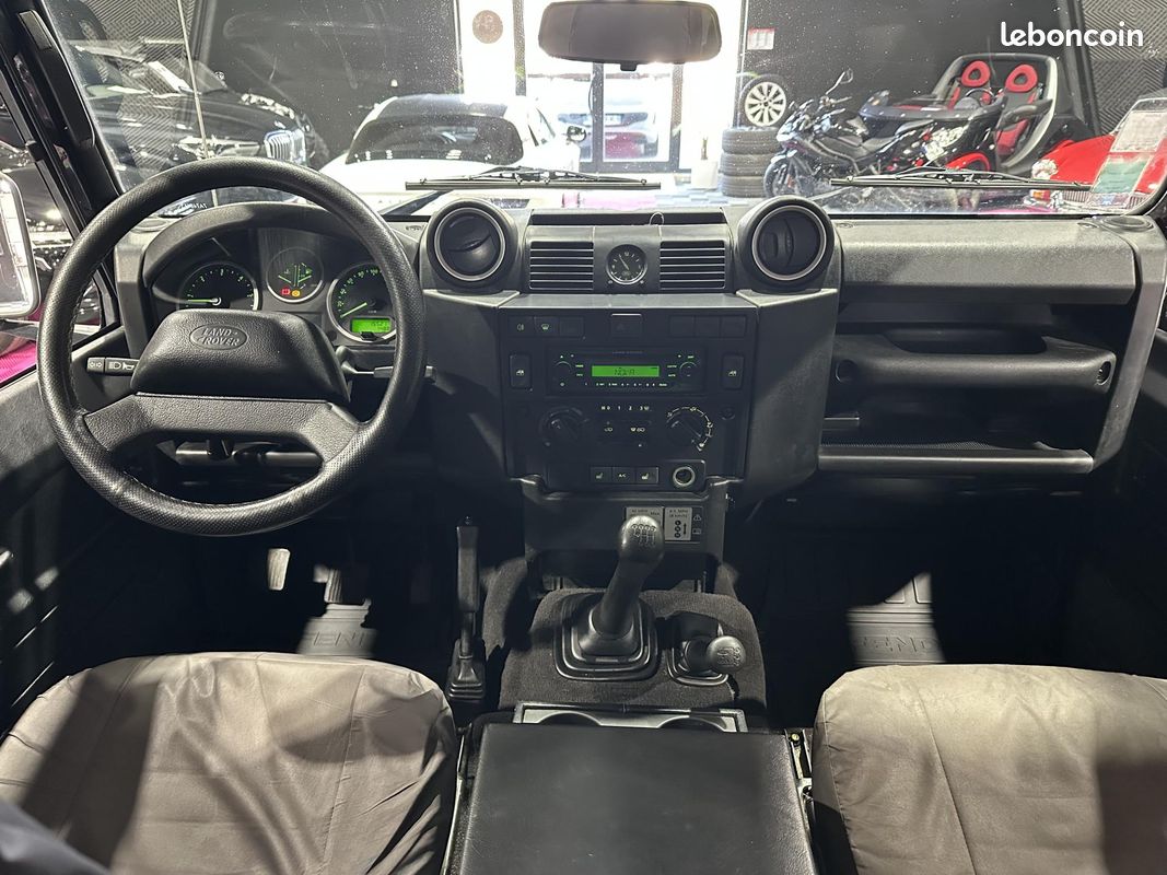 LAND ROVER DEFENDER 110 2.4 Tdi 2007 110 PICK UP CREW CAB SE (image 9)