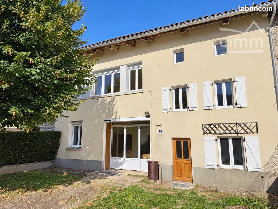 Maison 126 m² · à Fournols · 126 m² · 99 000 €
