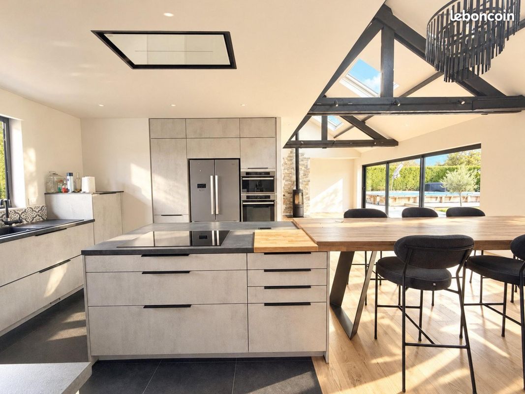 Maison 6 pièces 153 m² · à Roncq · 153 m² · 669 000 €