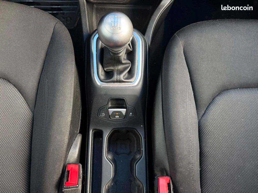 JEEP RENEGADE MY20 1.6 l MultiJet 120 ch BVM6 Quicksilver Winter Edition (image 20)