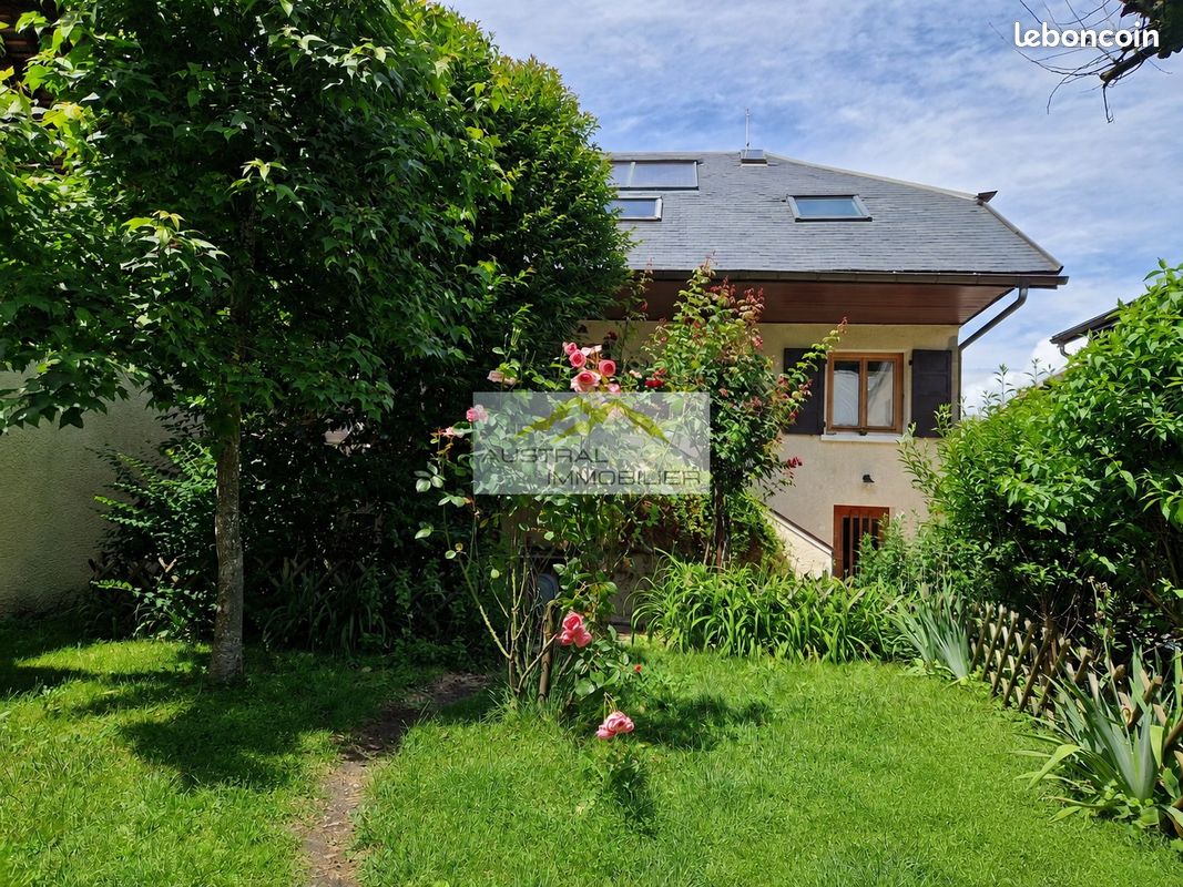 Maison 6 pièces 145 m² · à La Motte-Servolex · 145 m² · 488 000 €