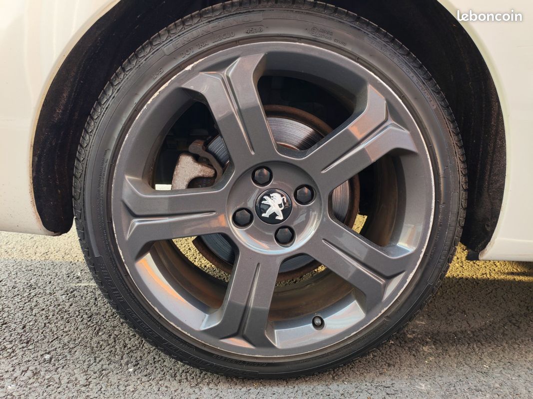 PEUGEOT 308 CC 1.6 THP 200ch Roland Garros (image 16)