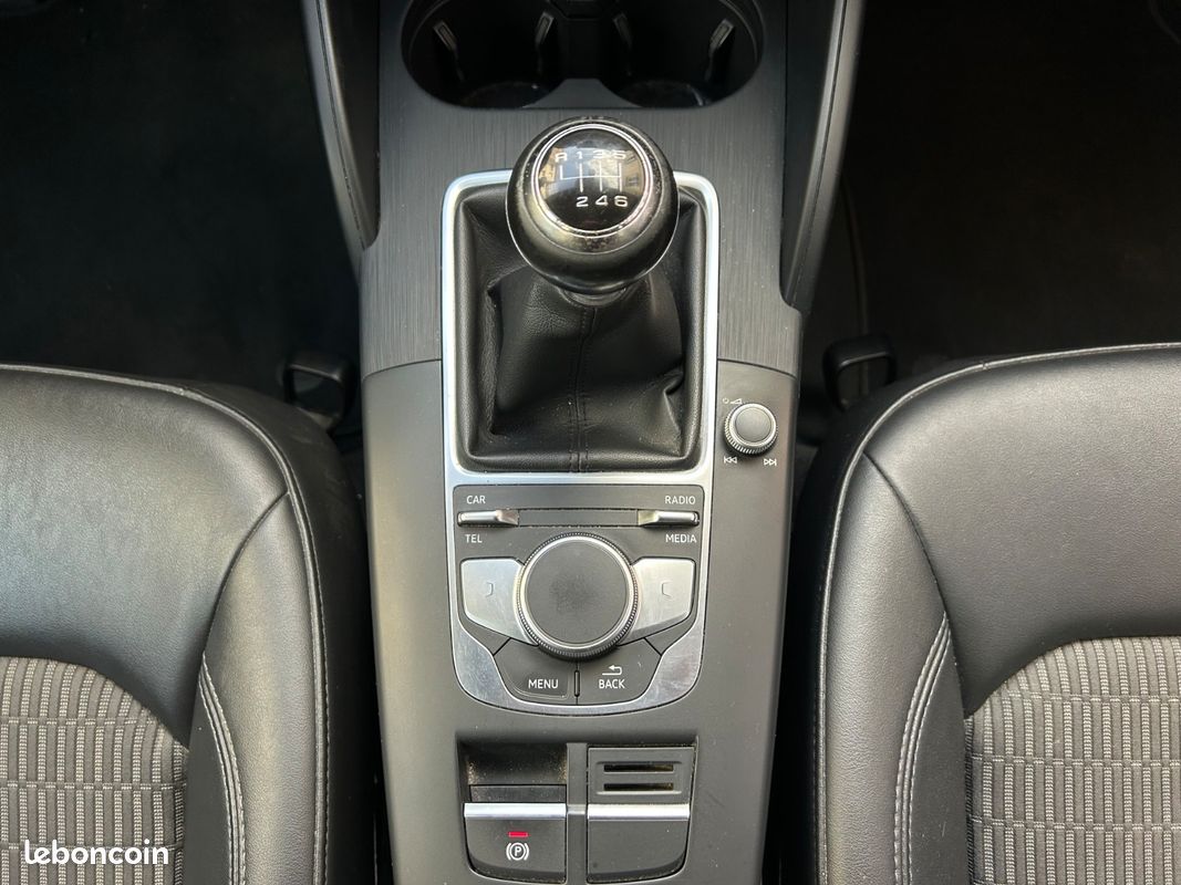 AUDI A3 SPORTBACK 1.6 TDI 116 Design Luxe - Suivi d'Entretien Complet (image 20)