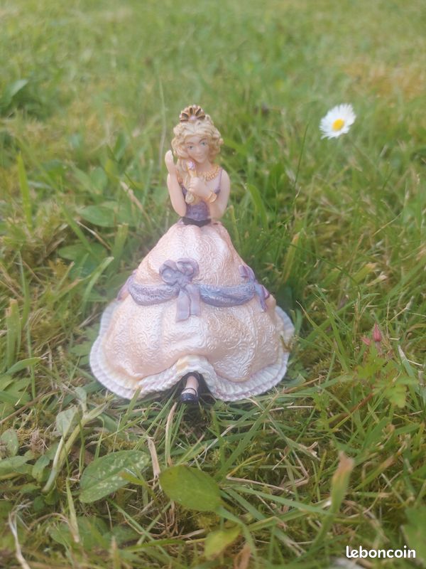 Figurines princesses (image 1)