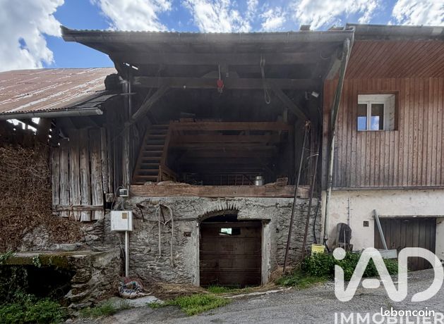 Grange 3 pièces 95 m²