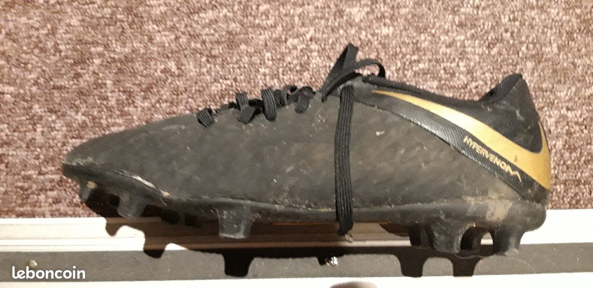 Crampons foot moulés Nike Hypervenom phantom Chaussures