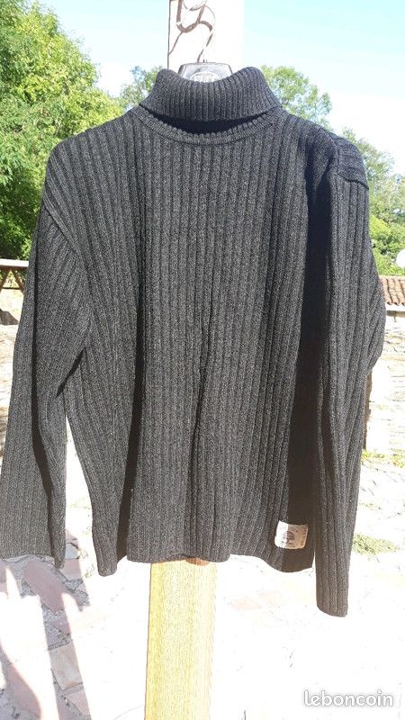 Pull cocotier taille S noir (image 1)