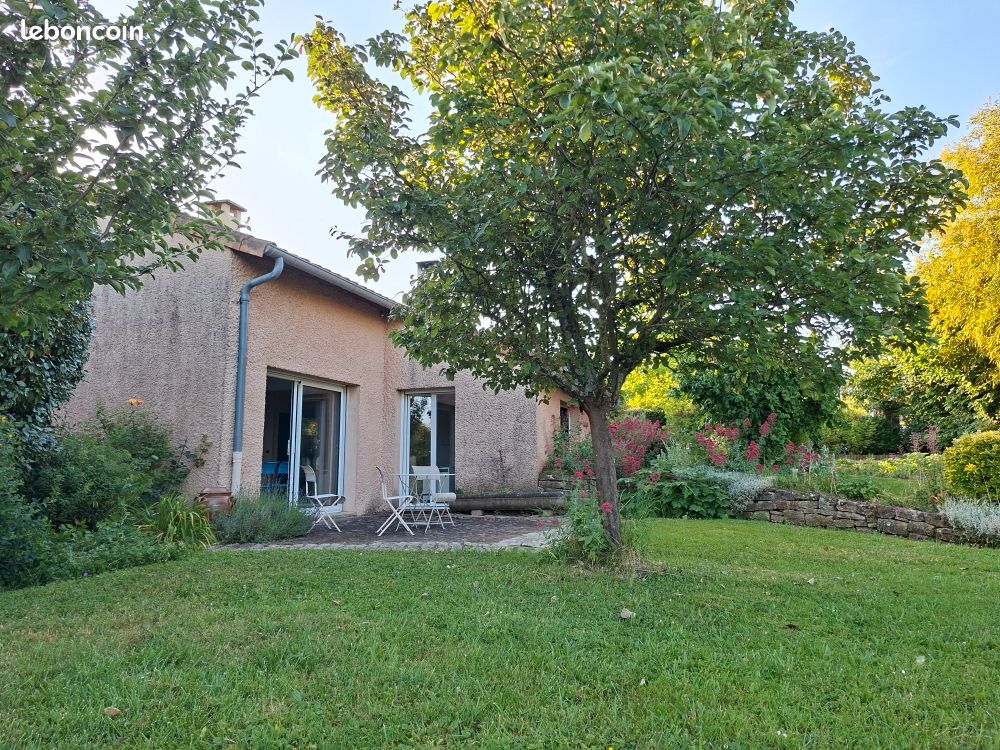 Maison 6 pièces 137 m² · à Chevagny-les-Chevrières · 137 m² · 395 000 €