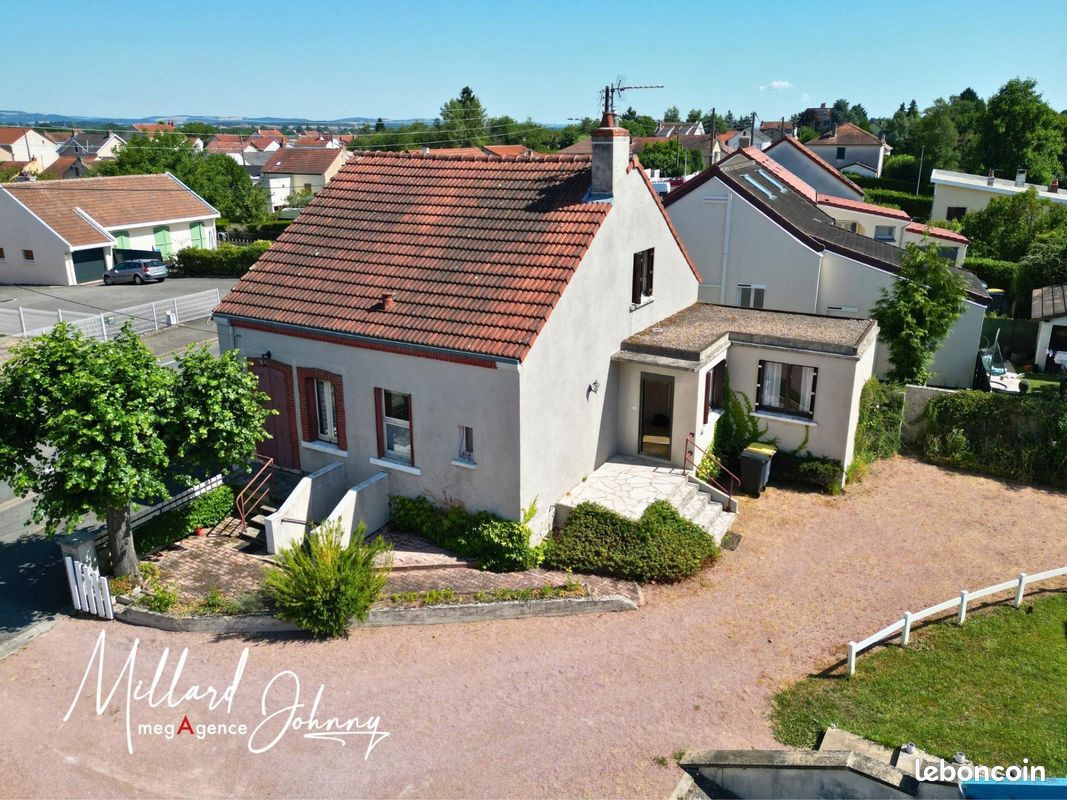 Maison 4 pièces 104 m² · à Montceau-les-Mines · 104 m² · 50 000 €