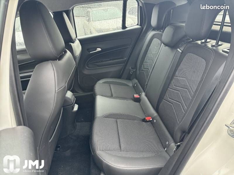 JEEP Avenger 1.2 Turbo T3 100 ch e-Hybrid BVR6 Summit (image 10)