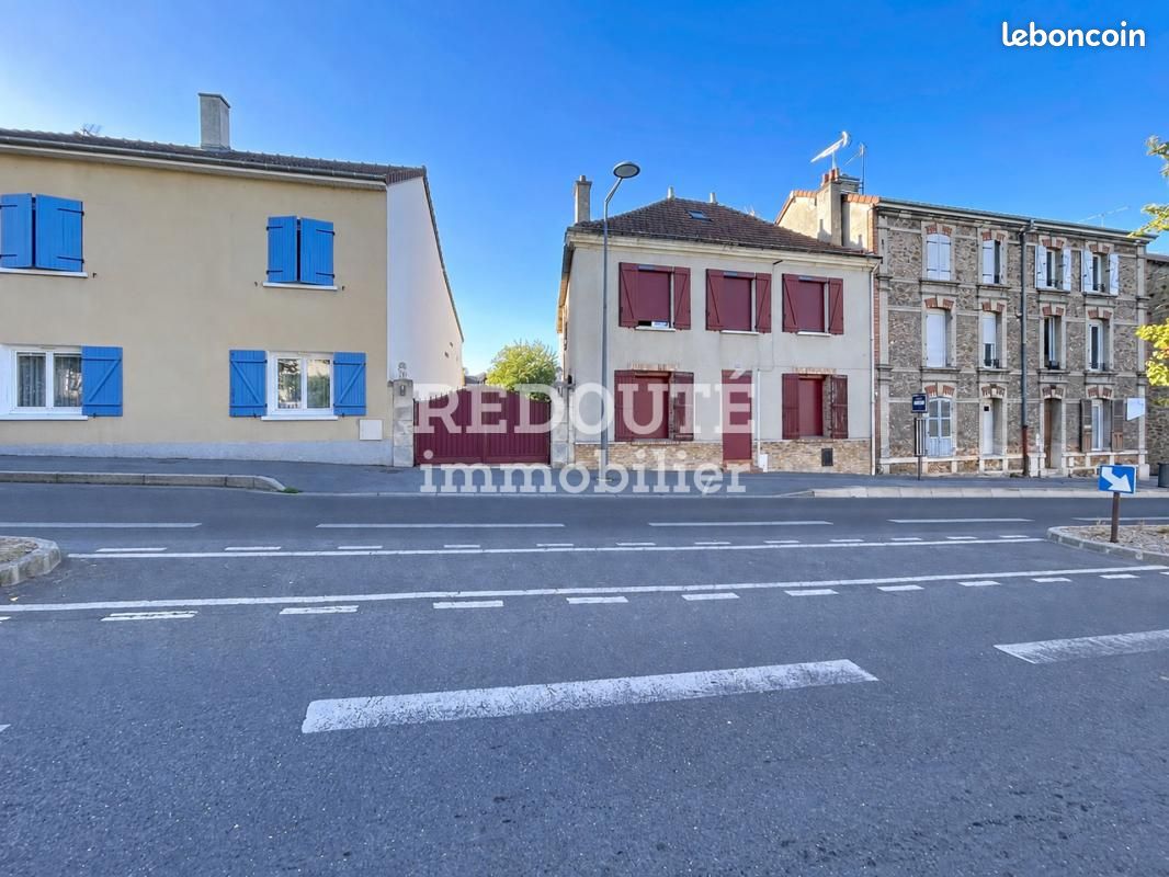 Immeuble 8 pièces 195 m² · à Châlons-en-Champagne · 195 m² · 289 900 €
