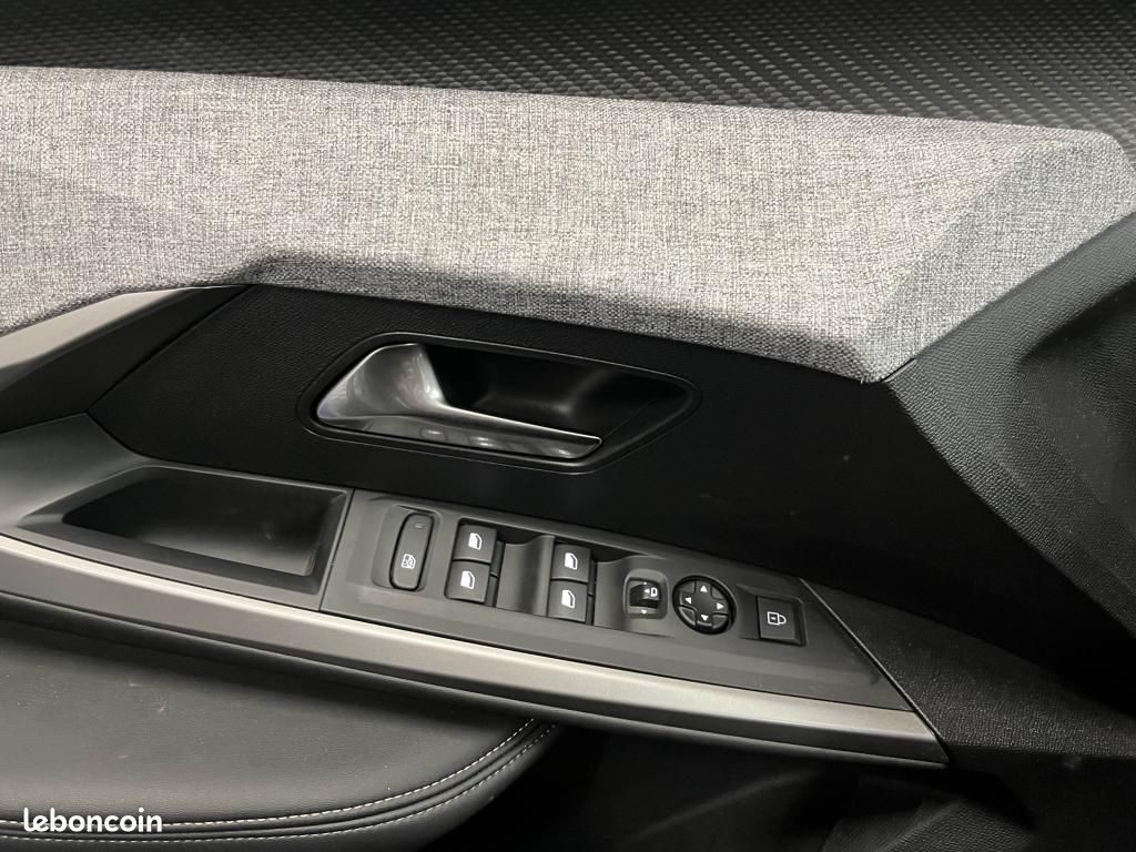 PEUGEOT 3008 ALLURE 1.6 Plug-in Hybrid 225ch - Apple Carplay, Caméra de recul (image 28)