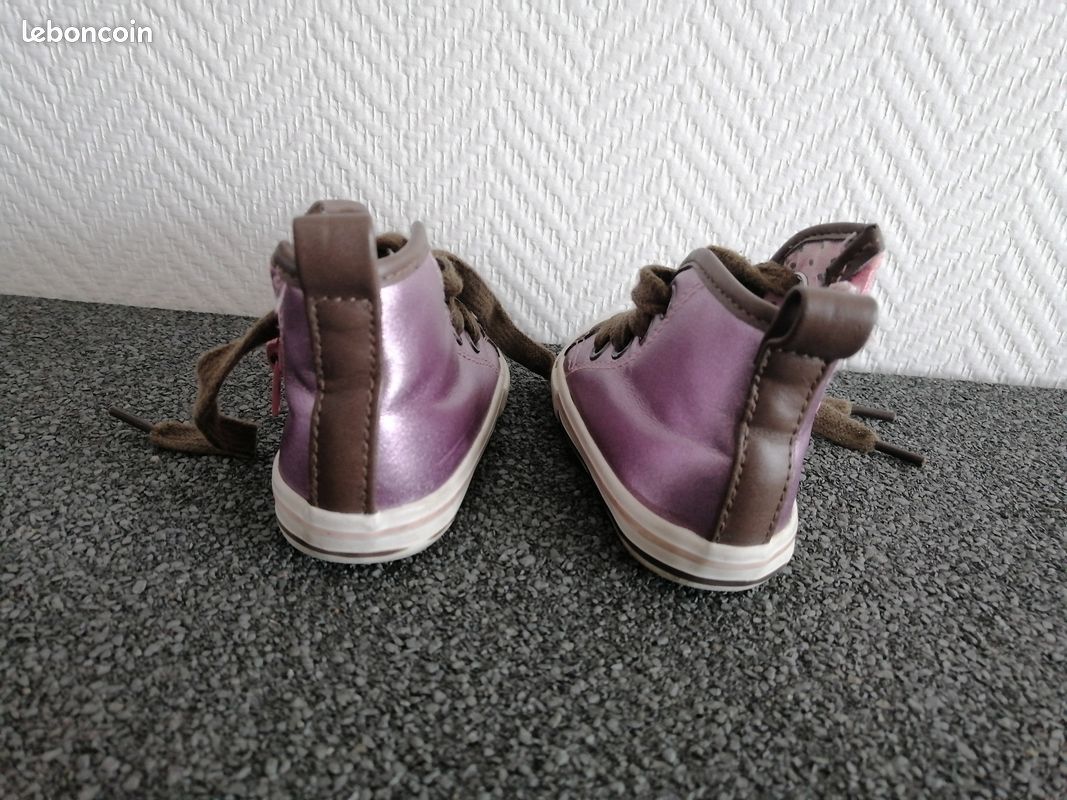 Baskets fille taille 19 (image 3)